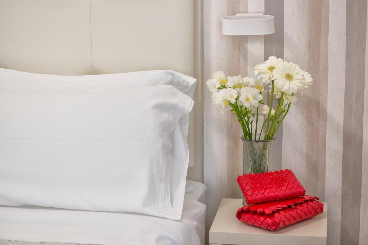 Hotel Bremen Римини Екстериор снимка